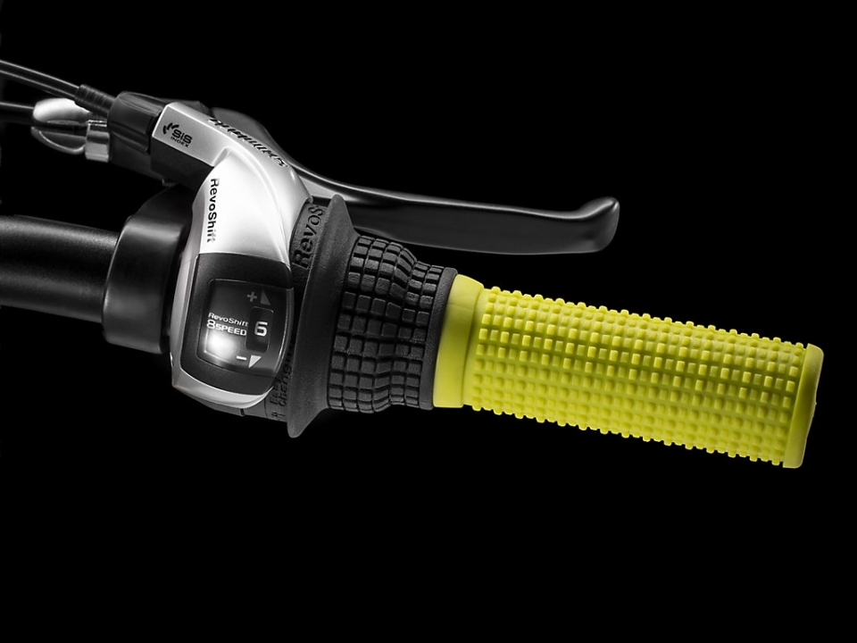 PRECALIBER 24 8 VELOCIDADES CON SUSPENSIÓN