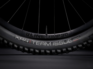 TOP FUEL 7 DEORE/XT 2022